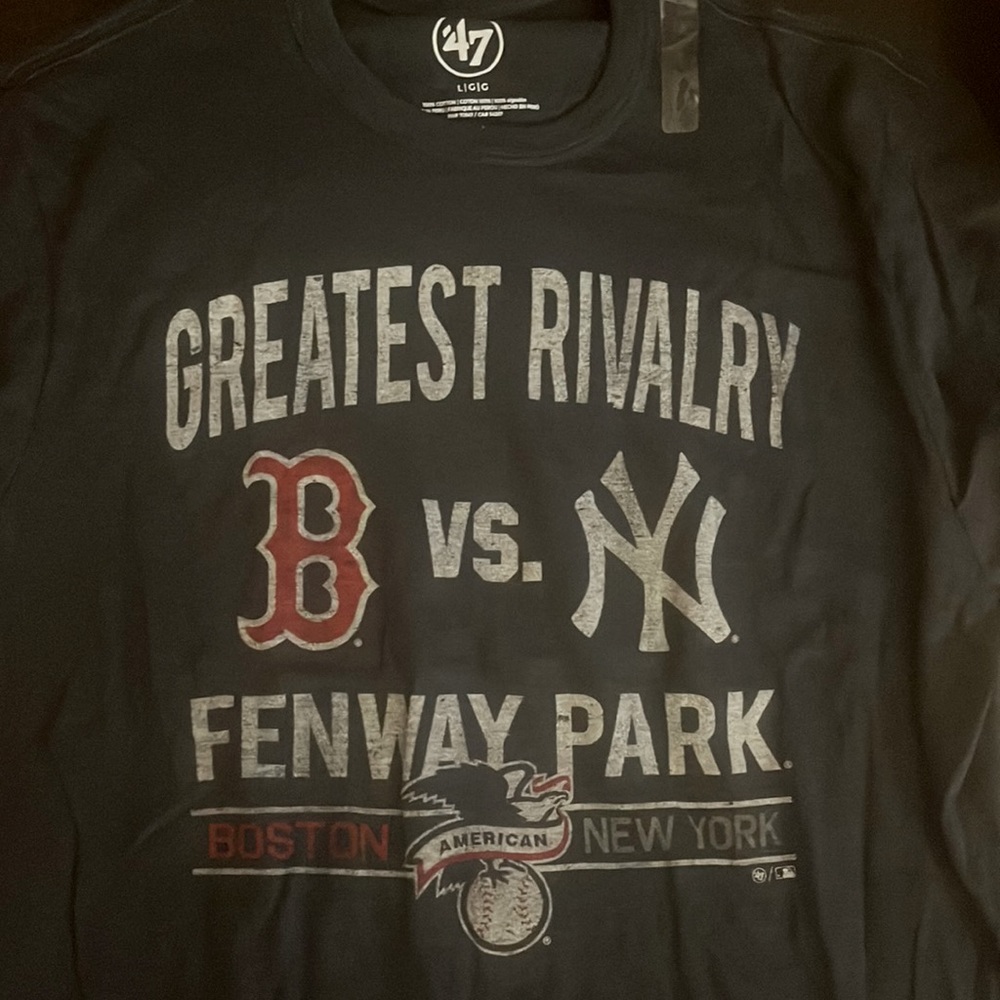 Boston Red Socks vs NY Yankees shirt